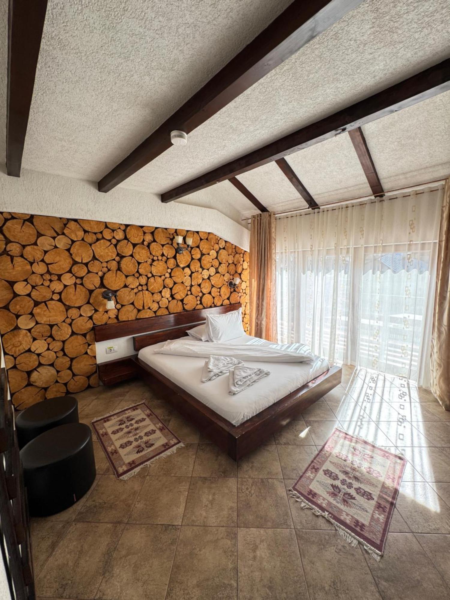House Of River Moeciu De Sus Exterior photo